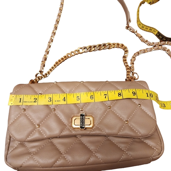 Badgley Mishka Taupe Gray Quilted Shoulder Bag - Picture 11 of 15